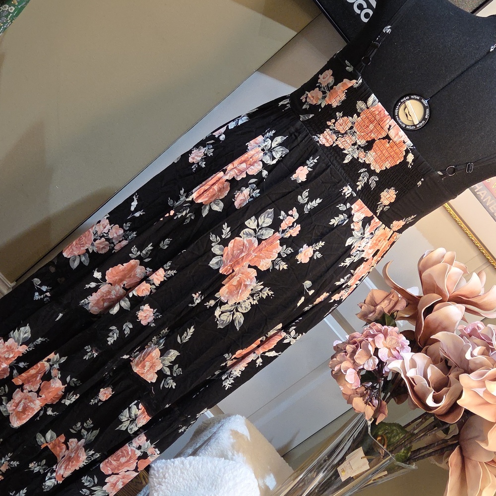 Nwot 1X Torrid Black Floral Lace-Up Maxi Dress with Peach Blooms - Picture 11 of 17